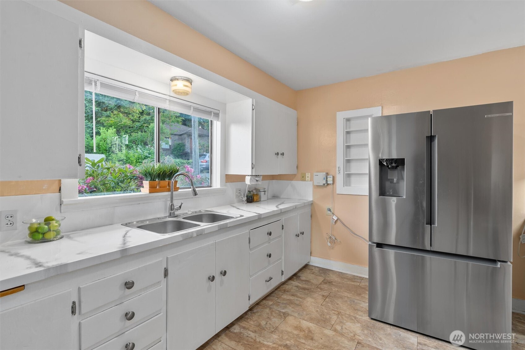 2319 Gale Place Everett, WA 98203 - Photo 11 of 40