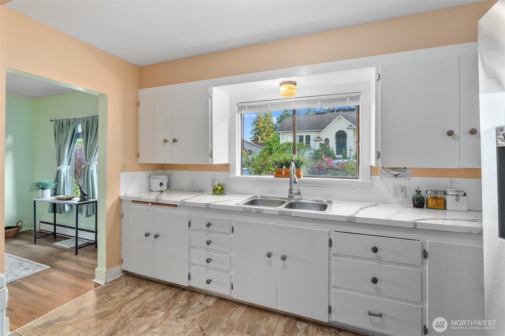 2319 Gale Place Everett, WA 98203 - Photo 12 of 40