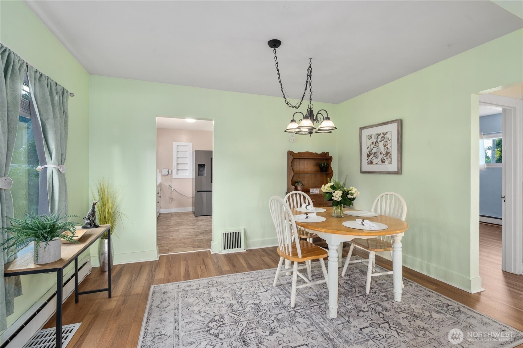 2319 Gale Place Everett, WA 98203 - Photo 8 of 40