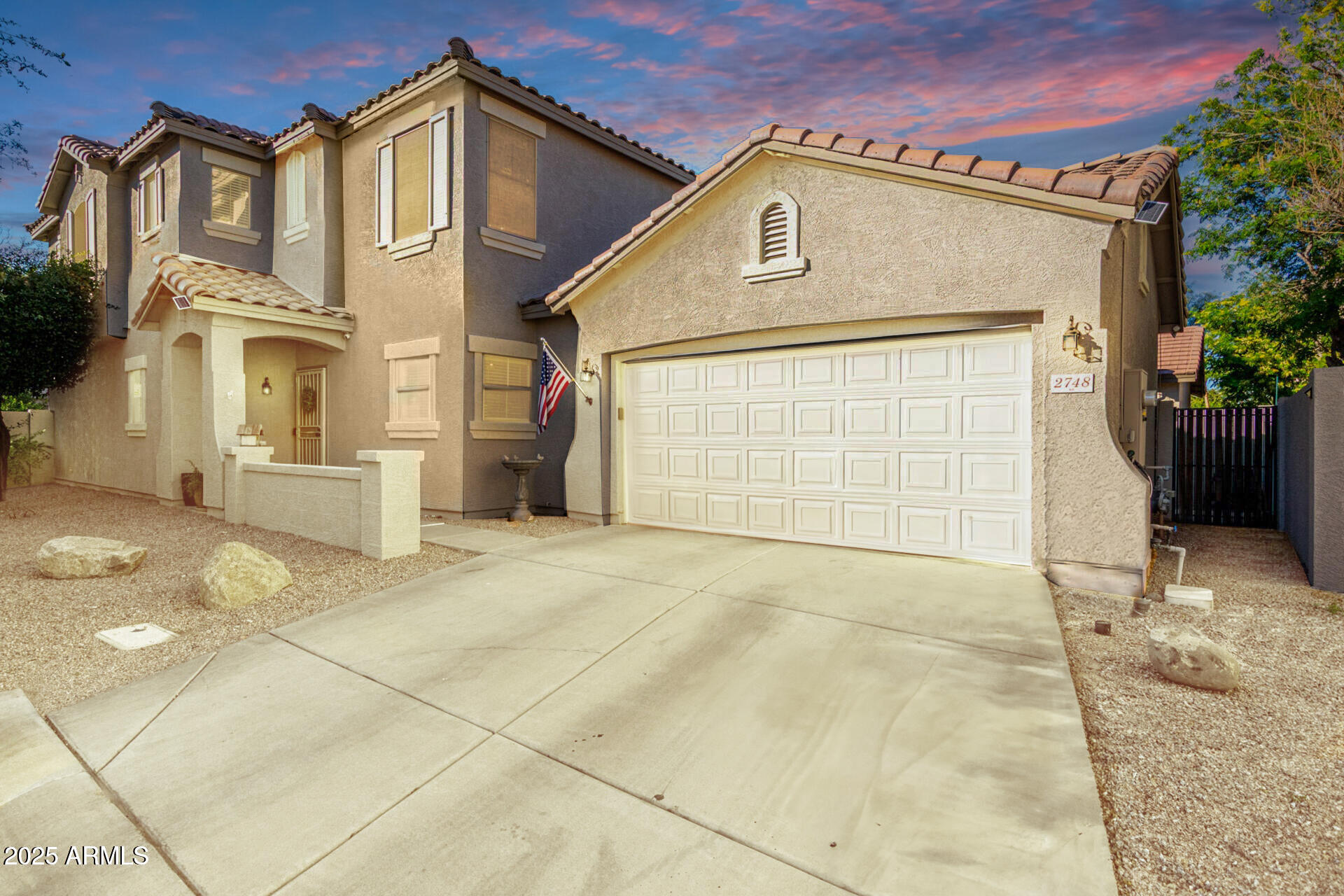 2748 South Sailors Way Gilbert, AZ 85295 - Photo 1 of 50 20251107105123362076000000-o (2)