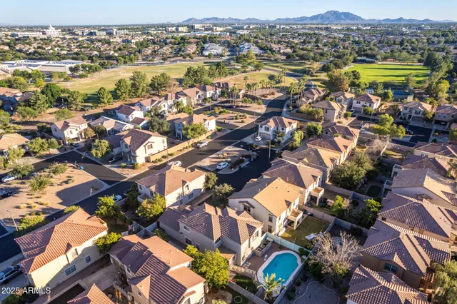 $558,998 | 2748 South Sailors Way, Gilbert, AZ 85295