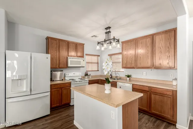 $558,998 | 2748 South Sailors Way, Gilbert, AZ 85295