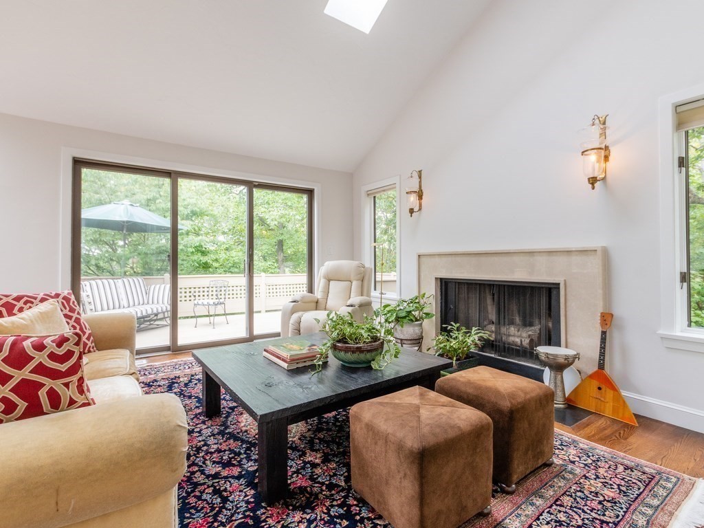 7 Wainwright Road, Unit 39 Winchester, MA 01890 - Photo 8 of 38 Gallery Image 8