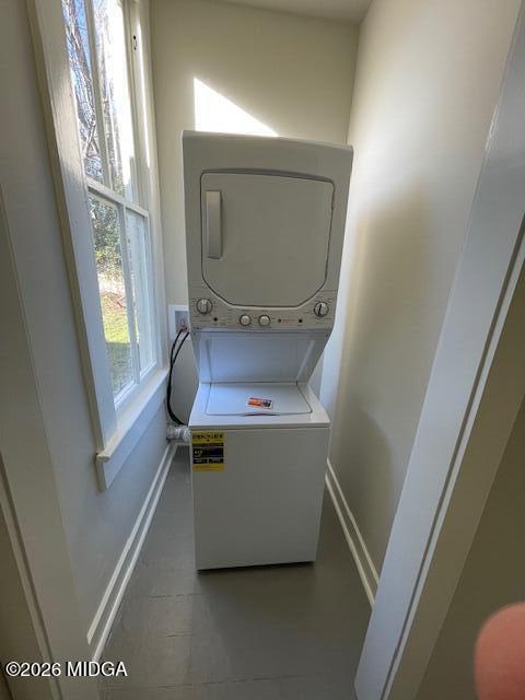 1121 Columbus Street, Unit A Macon, GA 31201 - Photo 2 of 6 a close view of stair and mirror