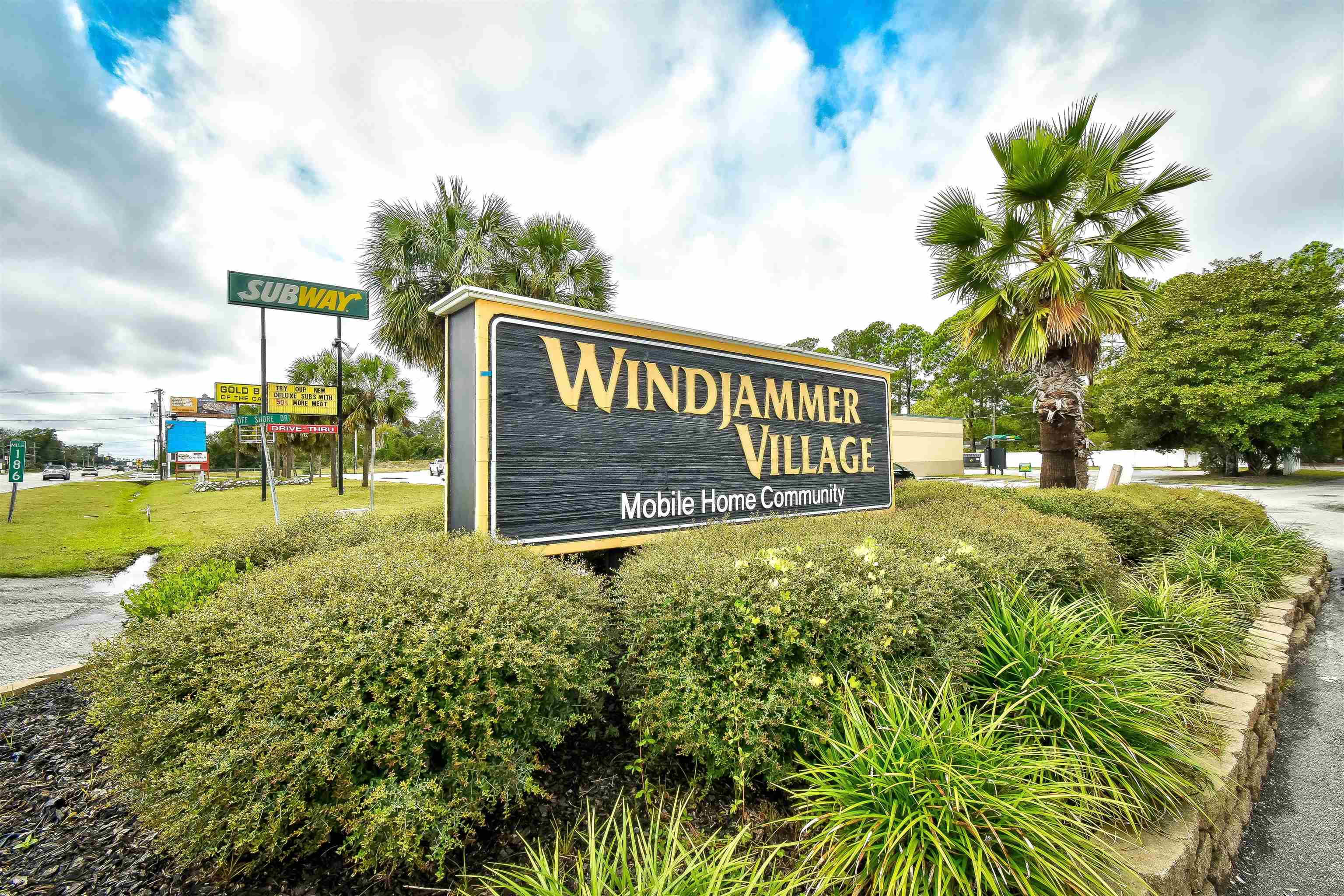 19 Ocean Reef Lane Murrells Inlet, SC 29576 - Photo 4 of 48