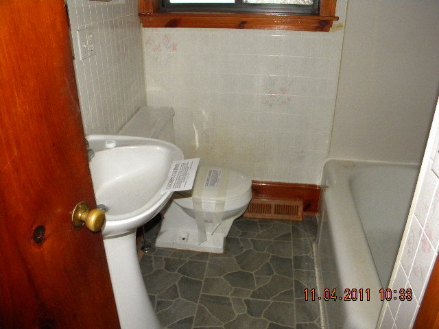 1990 Alean Road Wirtz, VA 24184 - Photo 5 of 12 BATH #1