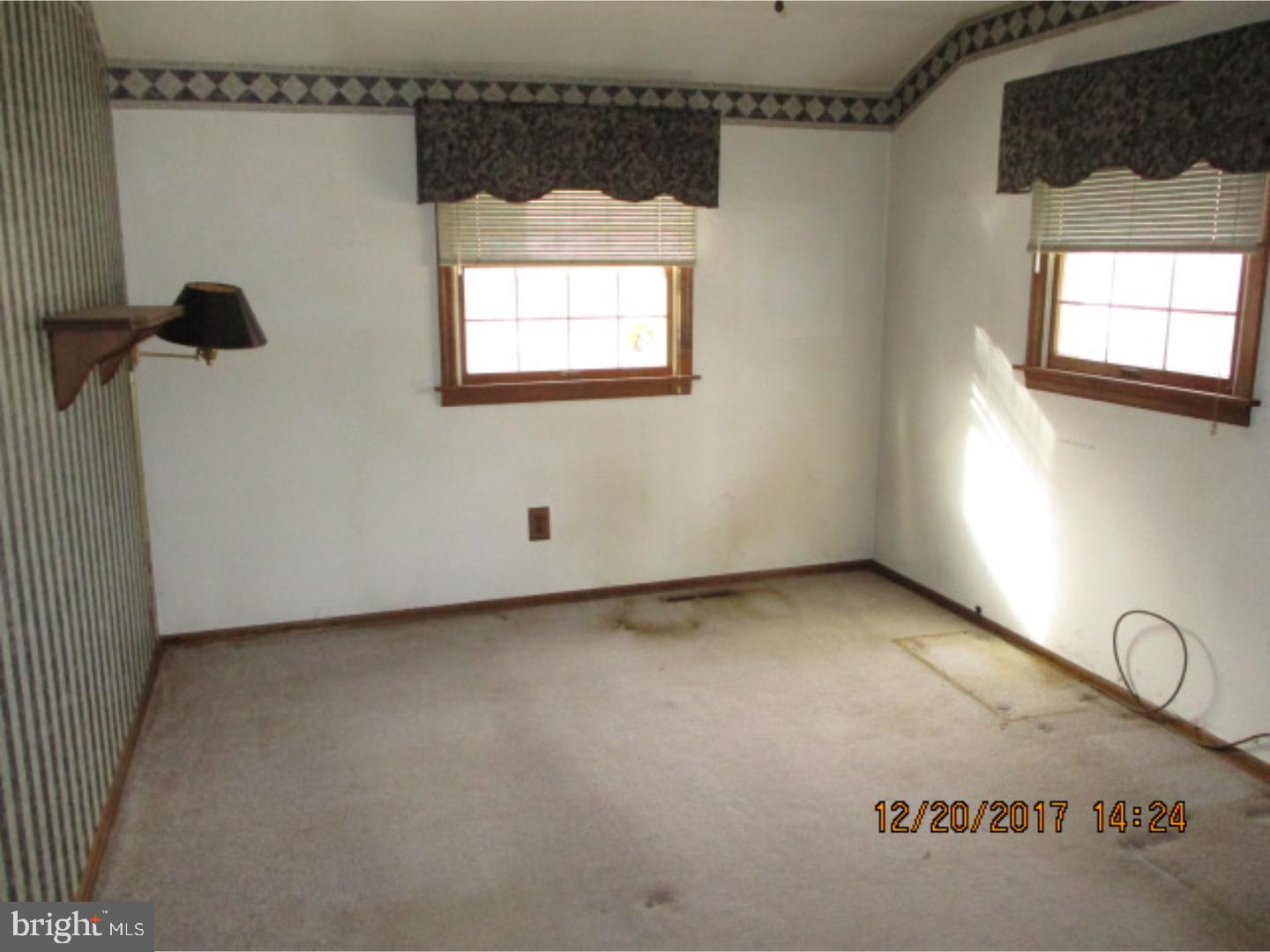 1614 Red Oak Road Williamstown, NJ 08094 - Photo 3 of 16 Gallery Image 3