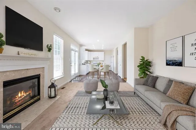 $3,100 | 6 Riggs Road, Fredericksburg, VA 22405