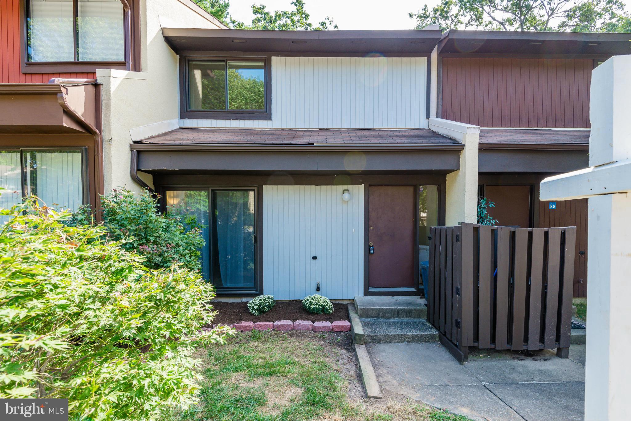 2190 Cartwright Place Reston, VA 20191 - Photo 1 of 29 Exterior (Front)
