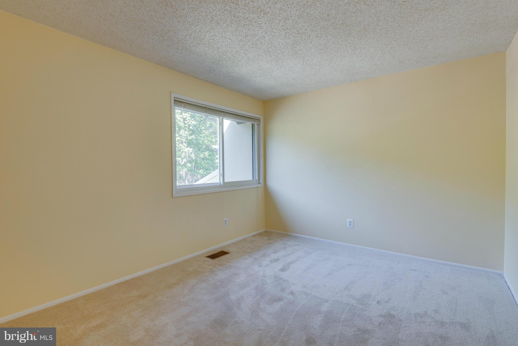2190 Cartwright Place Reston, VA 20191 - Photo 18 of 29 Bedroom 1