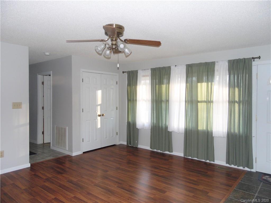 631 Reservoir Road Marion, NC 28752 - Photo 11 of 29 Gallery Image 11