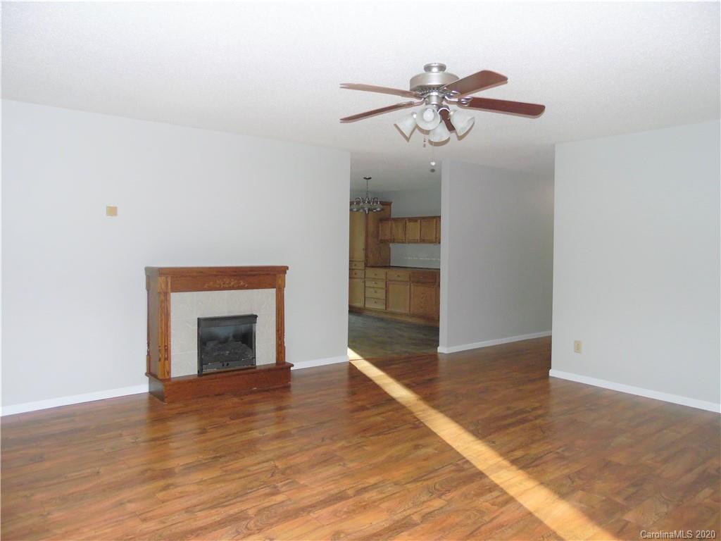 631 Reservoir Road Marion, NC 28752 - Photo 13 of 29 Gallery Image 13