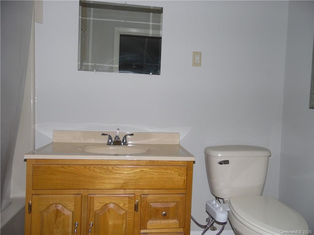 631 Reservoir Road Marion, NC 28752 - Photo 23 of 29 Gallery Image 23