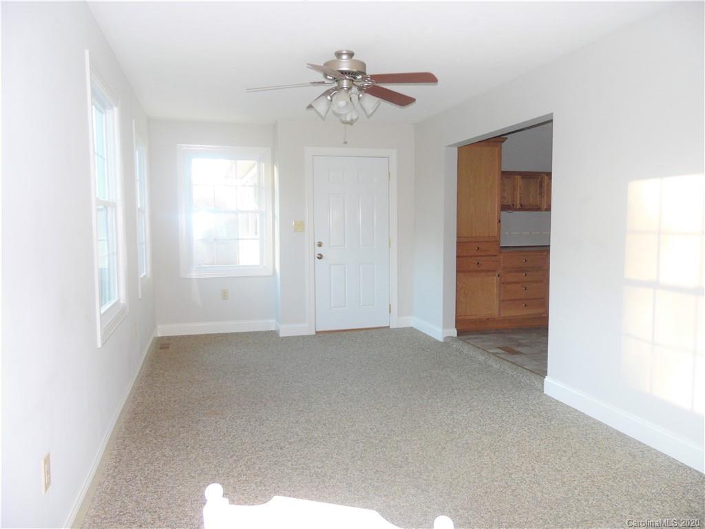 631 Reservoir Road Marion, NC 28752 - Photo 10 of 29 Gallery Image 10