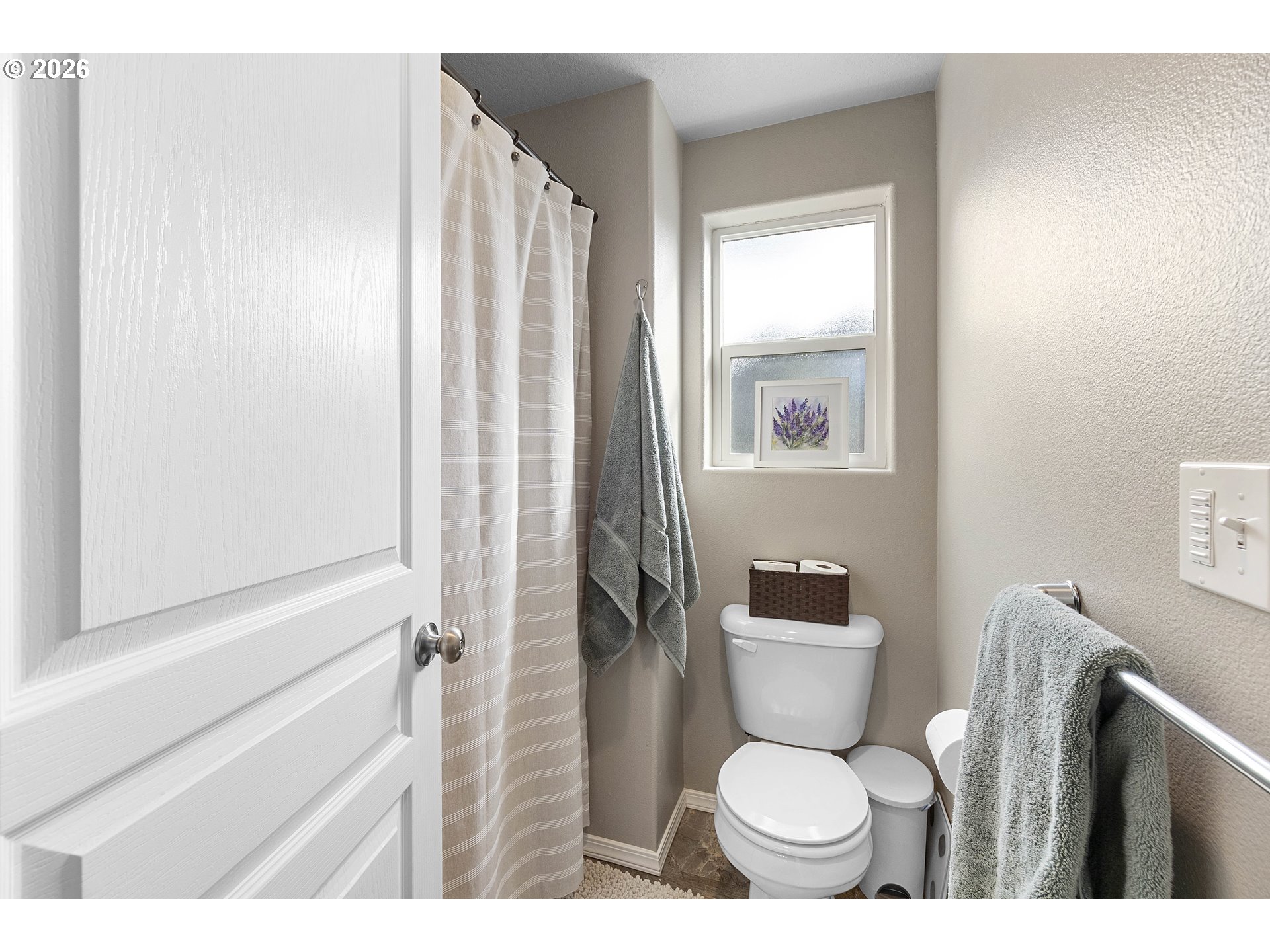 15520 Rainier Avenue Sandy, OR 97055 - Photo 20 of 38 a bathroom with a toilet and a sink