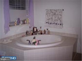 158 Quiet Road Sicklerville, NJ 08081 - Photo 6 of 12 Gallery Image 6