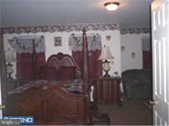 158 Quiet Road Sicklerville, NJ 08081 - Photo 8 of 12 Gallery Image 8