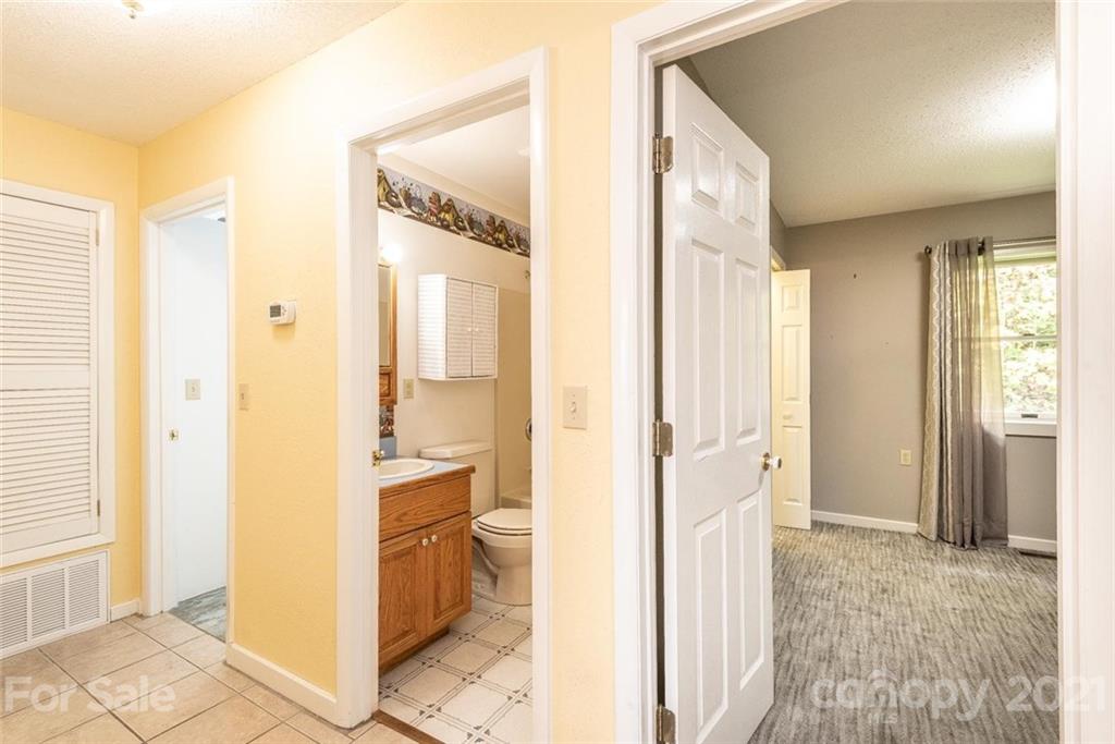 270 Mamie Cook Road Boone, NC 28607 - Photo 11 of 48 Gallery Image 11
