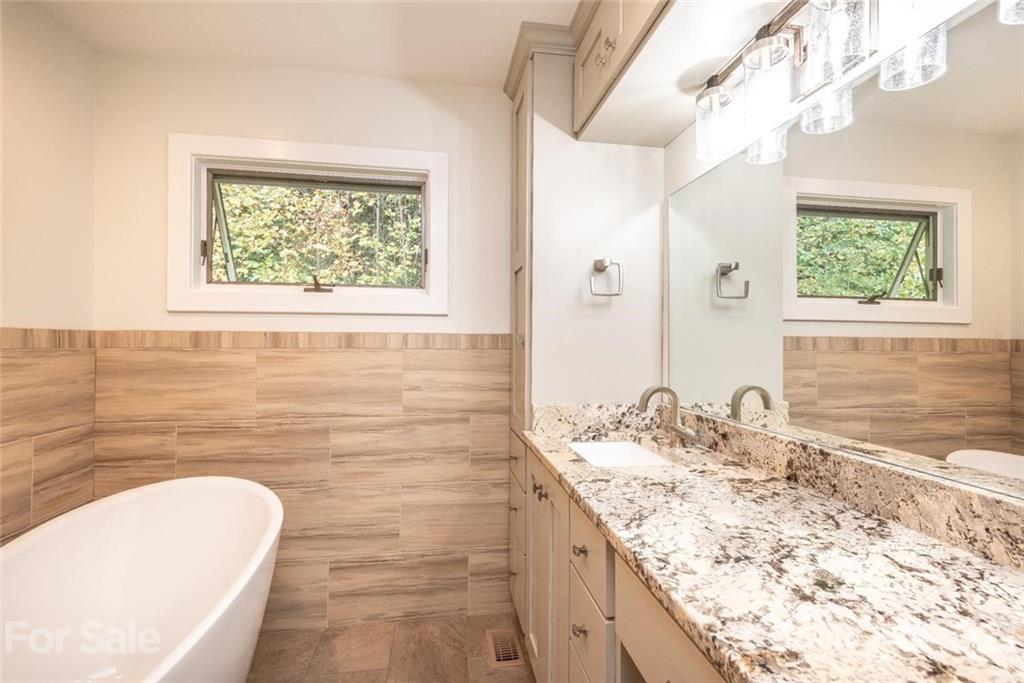 270 Mamie Cook Road Boone, NC 28607 - Photo 21 of 48 Gallery Image 21