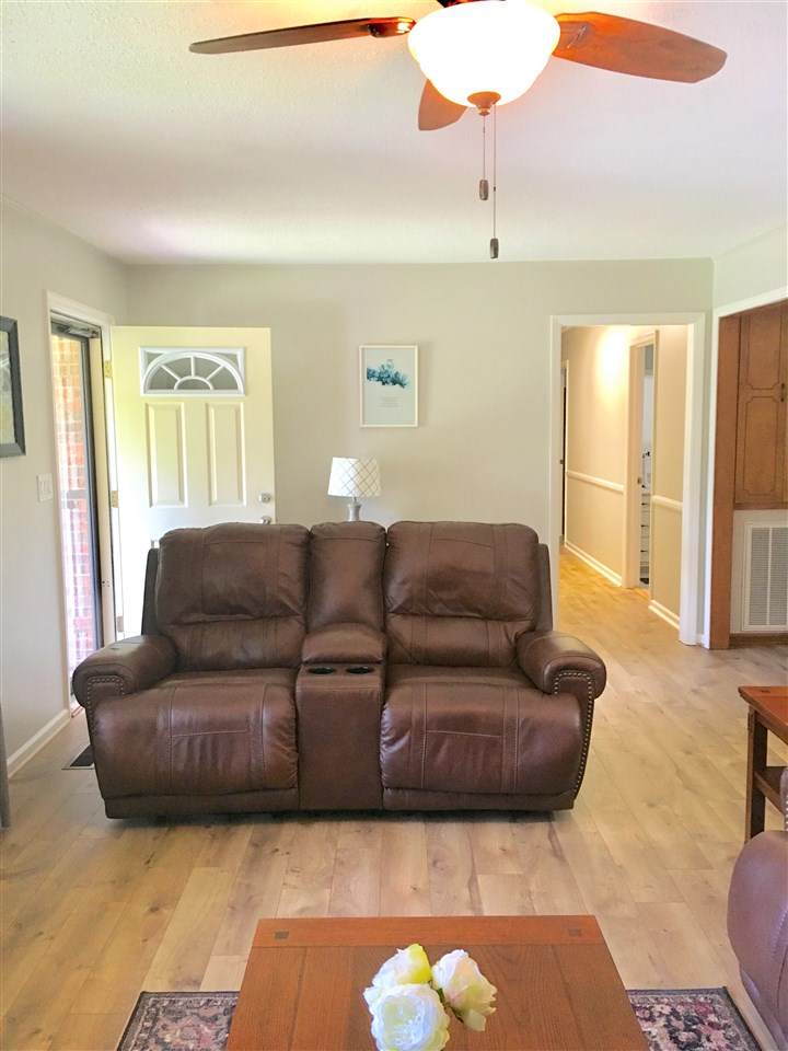 130 Lakeview Street Inman, SC 29349 - Photo 10 of 30