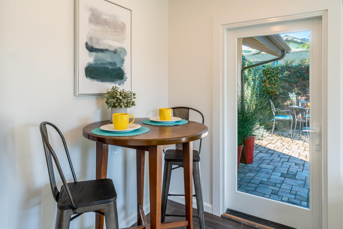5849 Cathedral Oaks Road Goleta, CA 93117 - Photo 16 of 22 Breakfast Nook