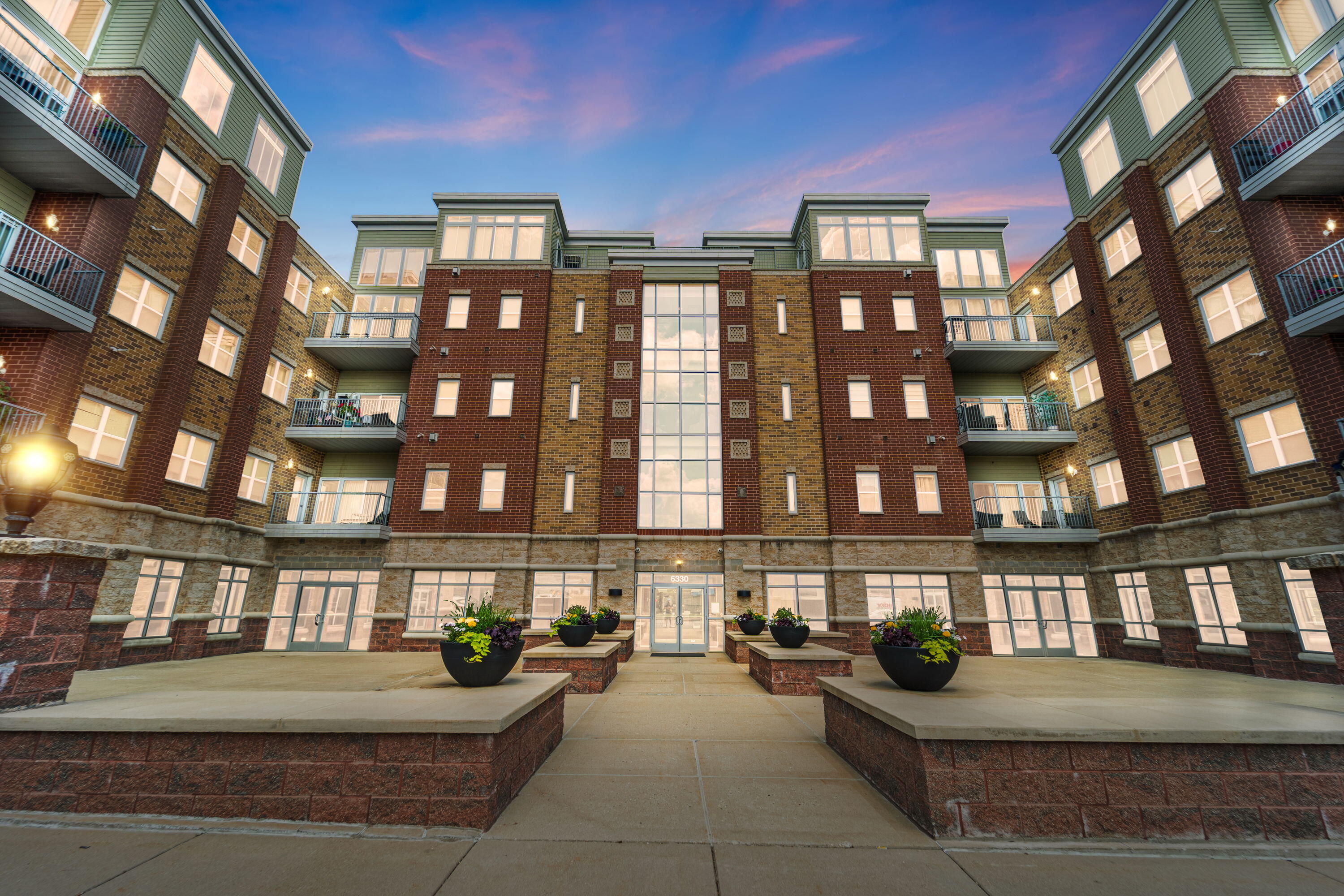 6330 West Greenfield Ave Unit 305  