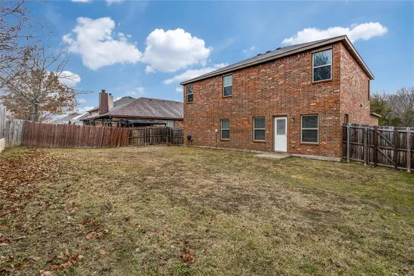 $2,600 | 2903 Castlebend Drive, Seagoville, TX 75159