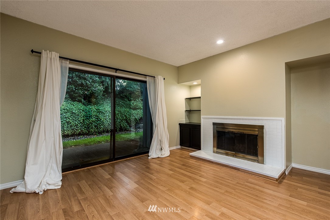 11545 Southeast 175th Street, Unit 2 Renton, WA 98055 - Photo 3 of 13 Gallery Image 3