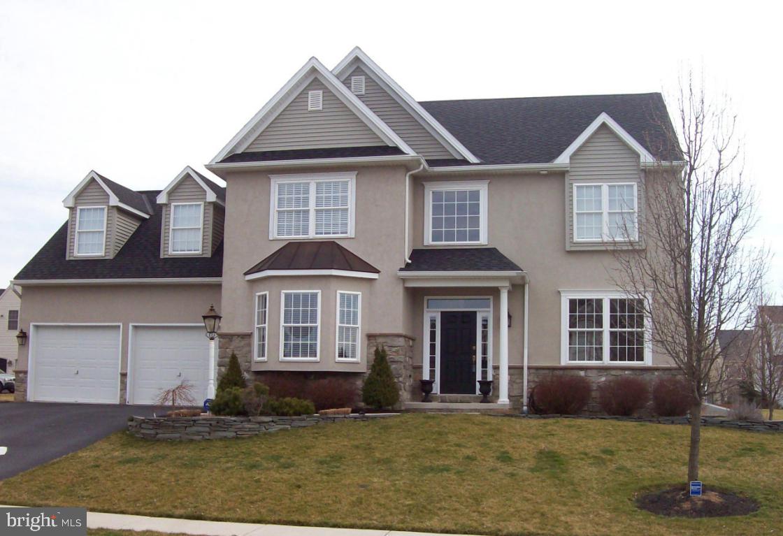 325 Cobblers Court Lititz, PA 17543 - Photo 1 of 22