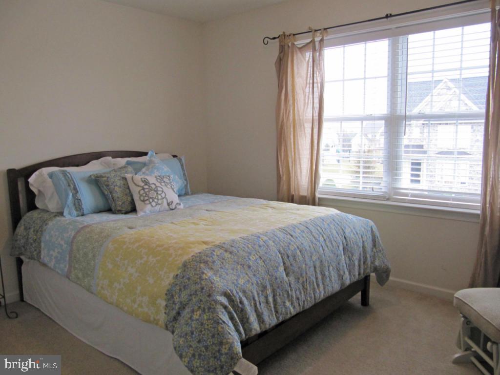 325 Cobblers Court Lititz, PA 17543 - Photo 17 of 22