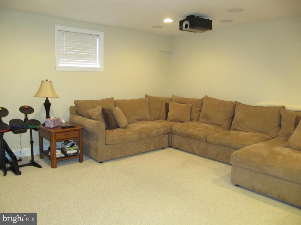 325 Cobblers Court Lititz, PA 17543 - Photo 20 of 22