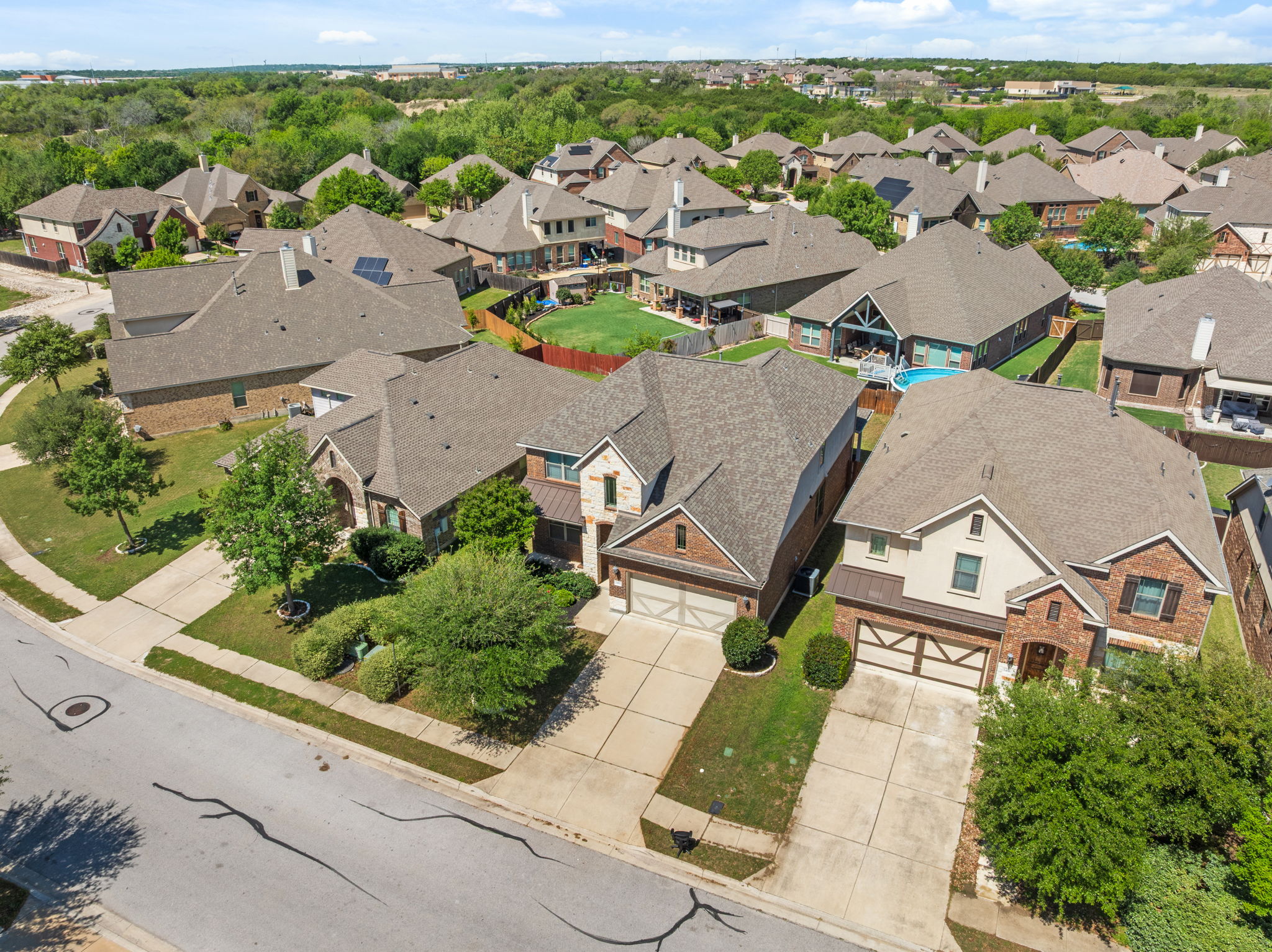 2452 Millbrook Loop Leander, TX 78641 - Photo 2 of 40