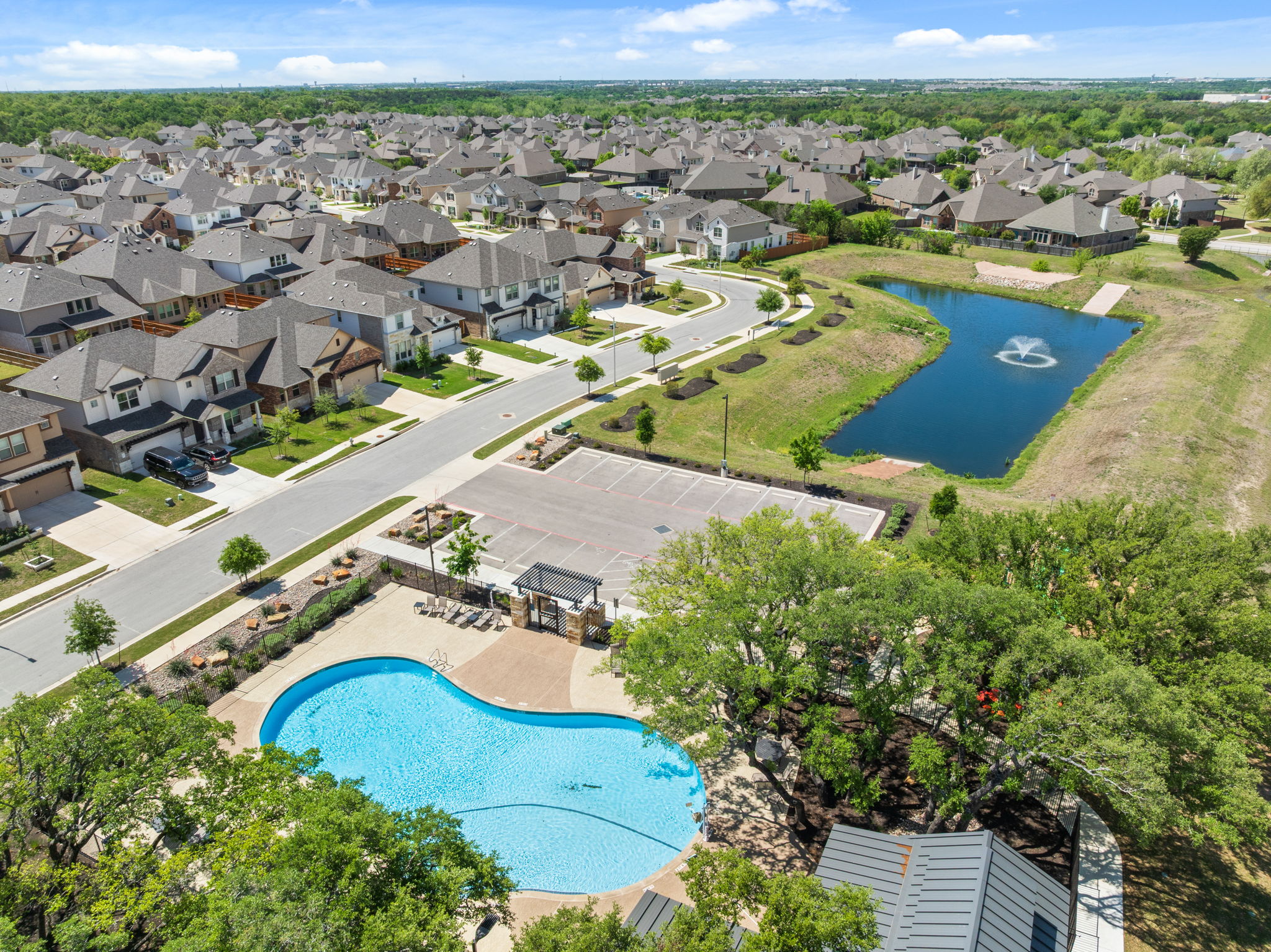 2452 Millbrook Loop Leander, TX 78641 - Photo 38 of 40