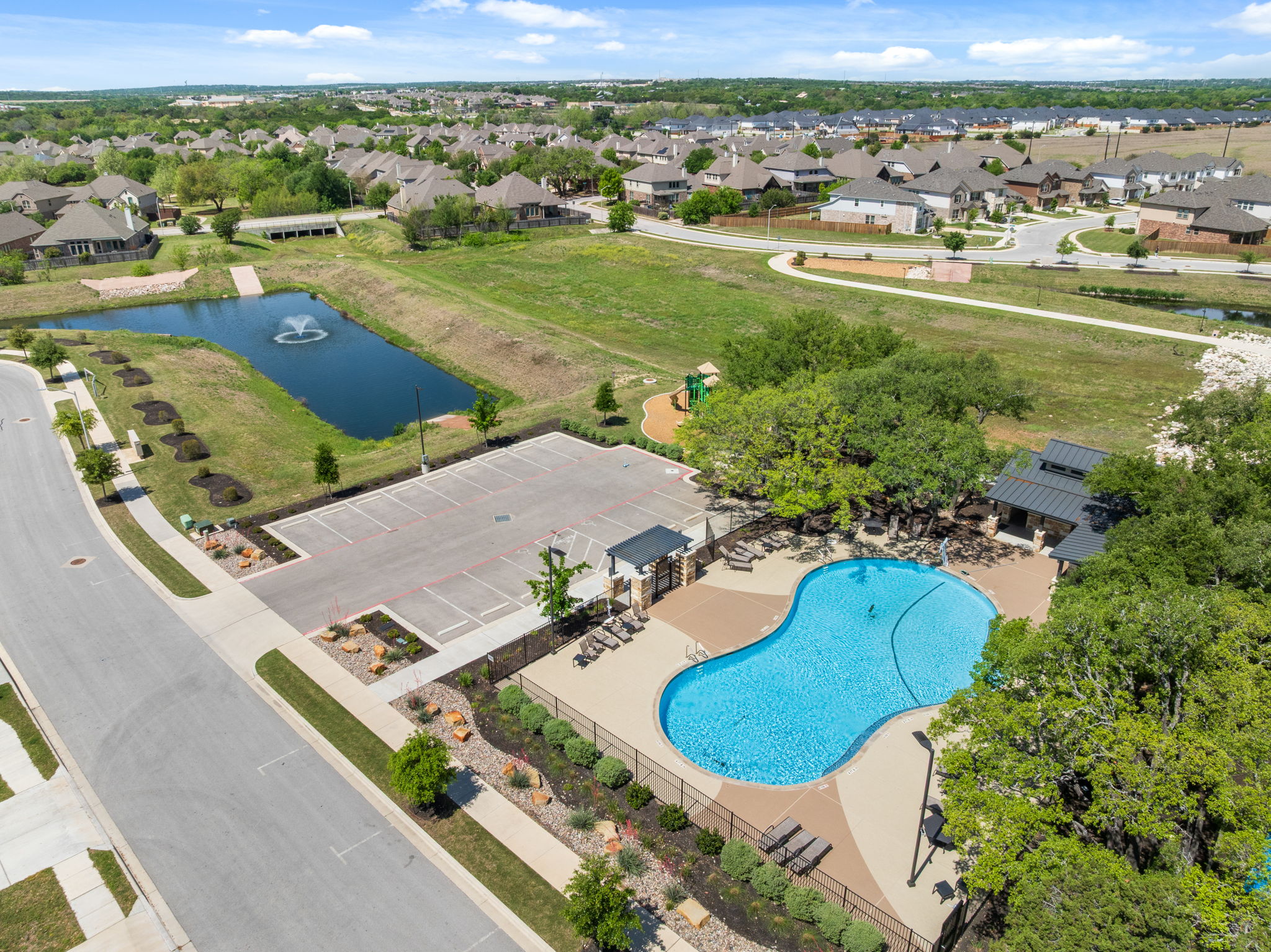 2452 Millbrook Loop Leander, TX 78641 - Photo 39 of 40