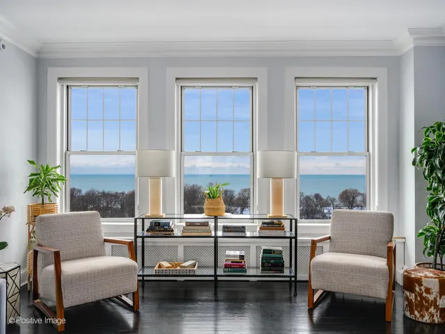 $600,000 | 3530 North Lake Shore Drive, Unit 11B, Chicago, IL 60657