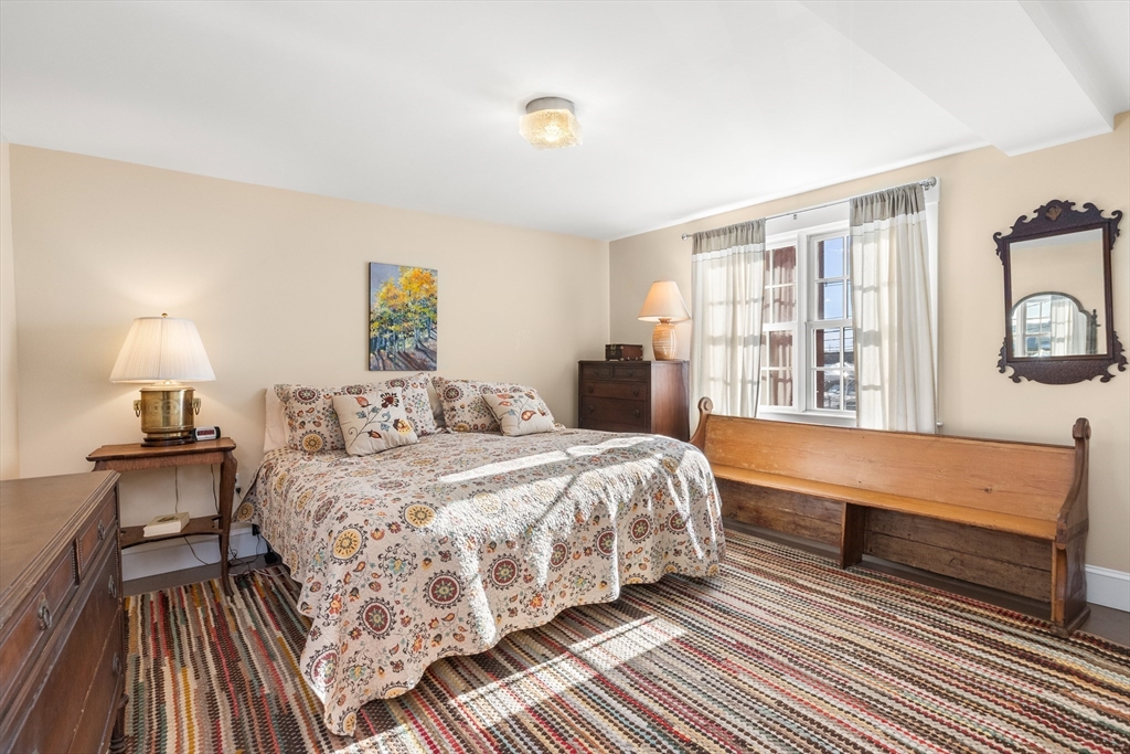 43 Front Street, Unit 43 Beverly, MA 01915 - Photo 21 of 36