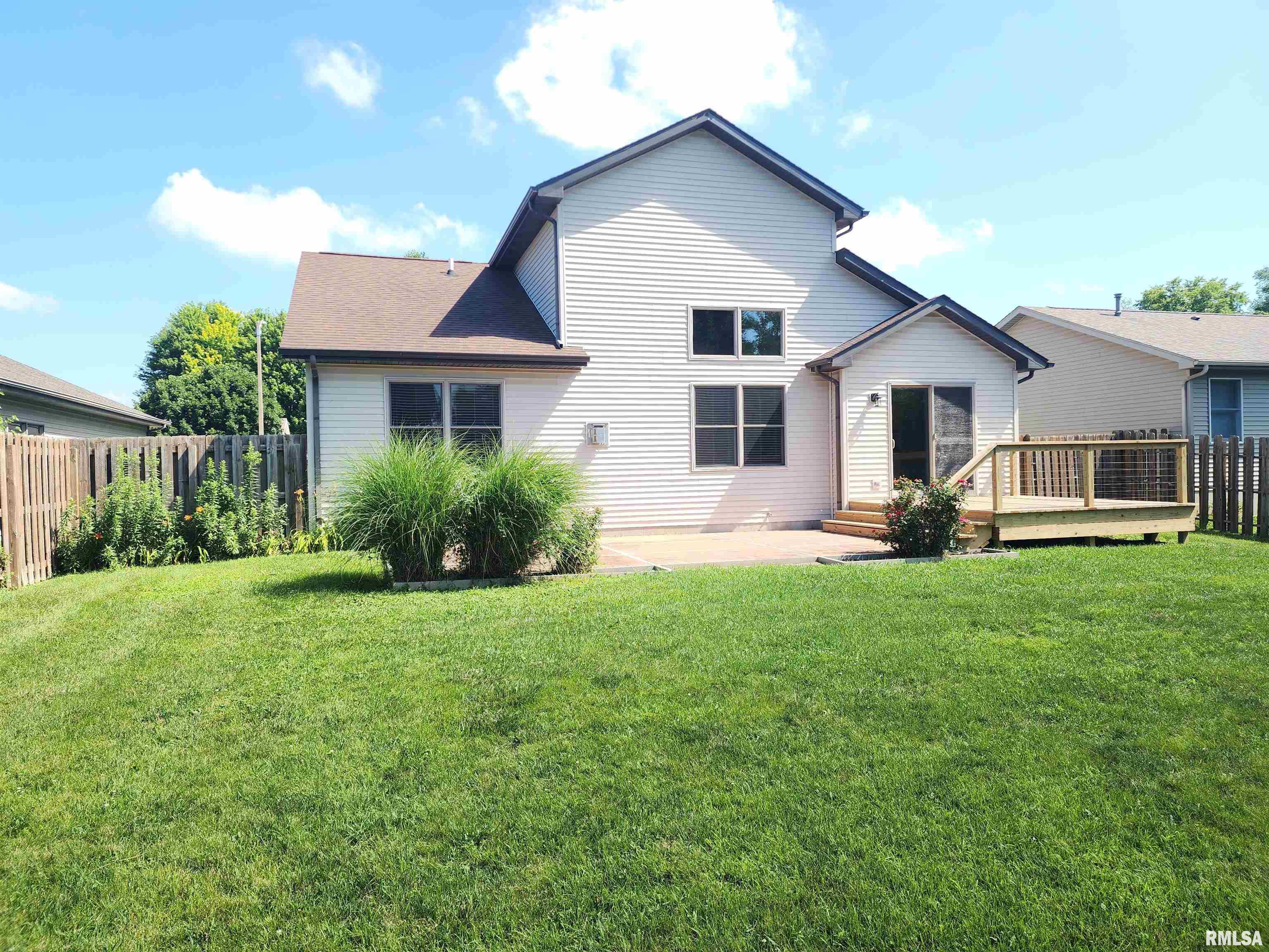 404 Treeline Lane Springfield, IL 62703 - Photo 7 of 58