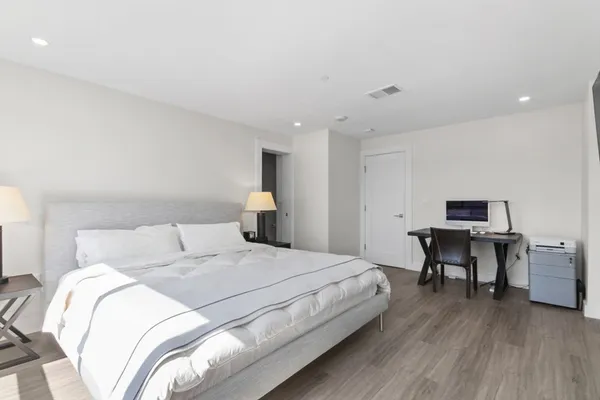 $4,500 | 199 Coolidge Avenue, Unit 105, Watertown, MA 02472