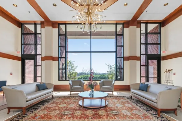 $4,500 | 199 Coolidge Avenue, Unit 105, Watertown, MA 02472