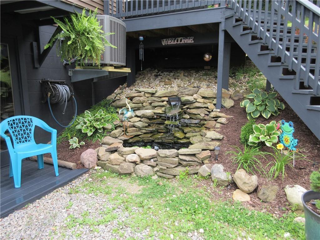 3118 Conway Wallrose Road Baden, PA 15005 - Photo 8 of 24