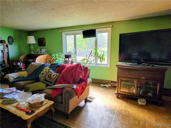 $275,000 | 2351 Checkered Tavern Road, Hartland, NY 14008