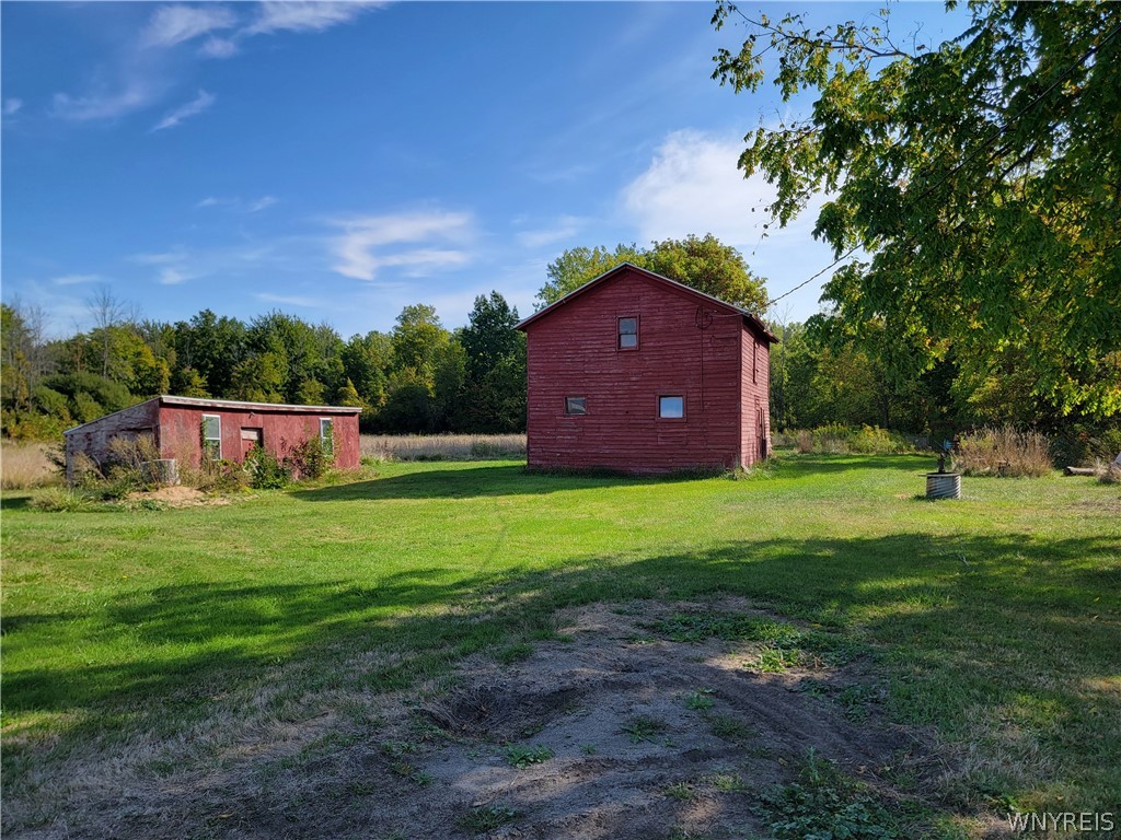 2351 Checkered Tavern Road Hartland, NY 14008 - Photo 7 of 25