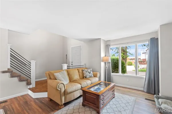 $214,000 | 66 Spring Song Court, Unit F, St. Peters, MO 63376