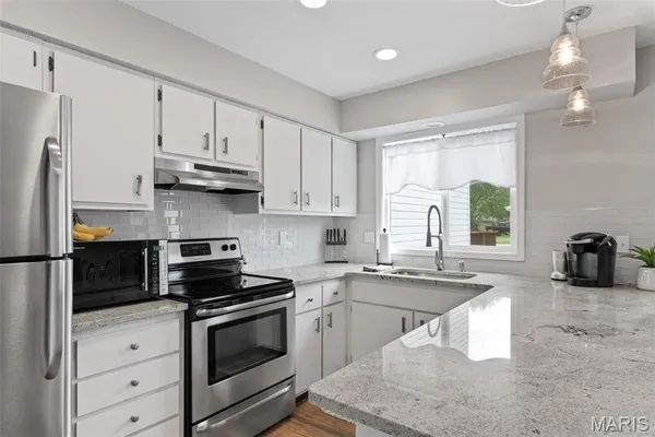 $214,000 | 66 Spring Song Court, Unit F, St. Peters, MO 63376