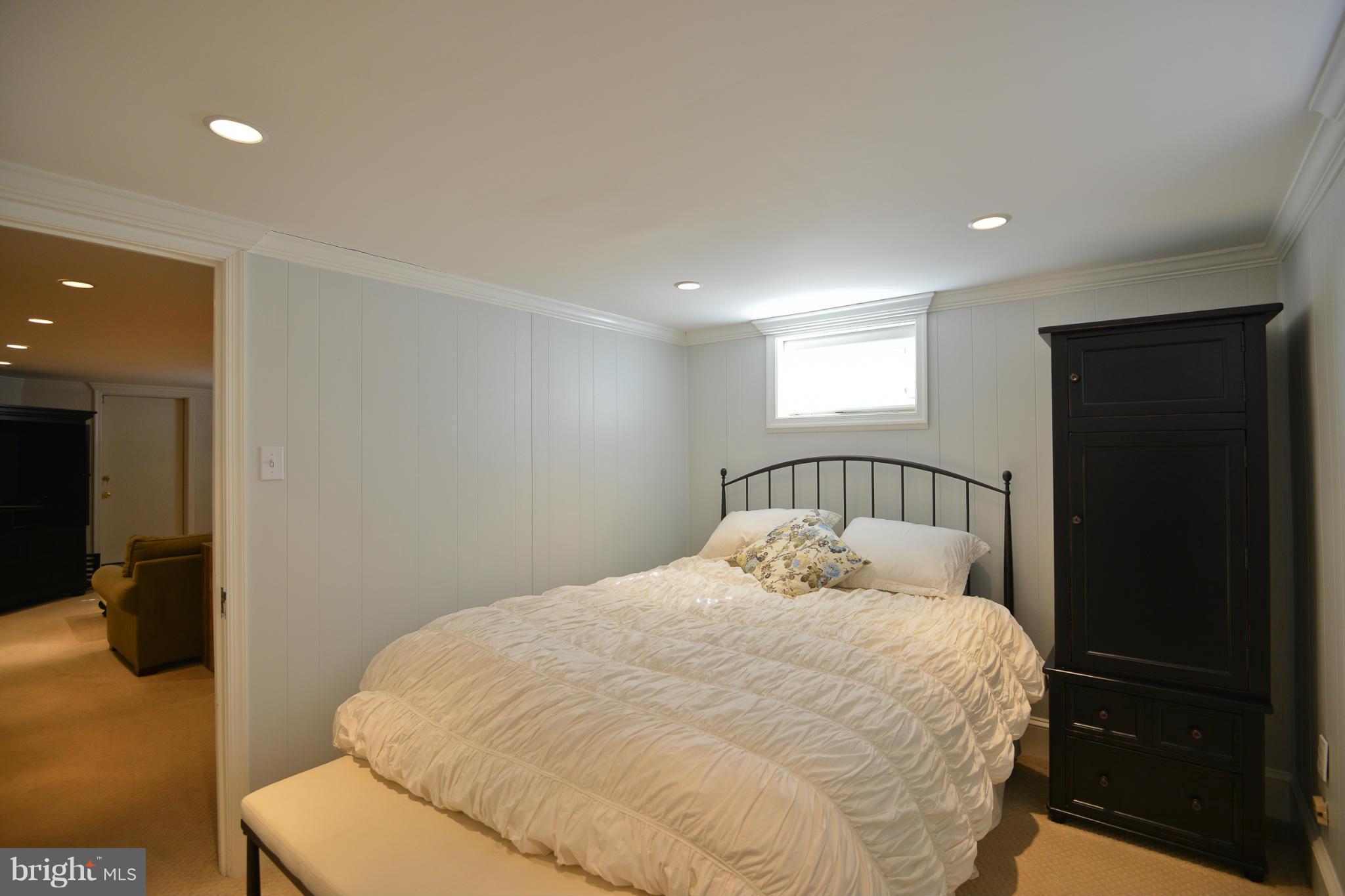 3711 North Pershing Drive Arlington, VA 22203 - Photo 25 of 29 Bedroom