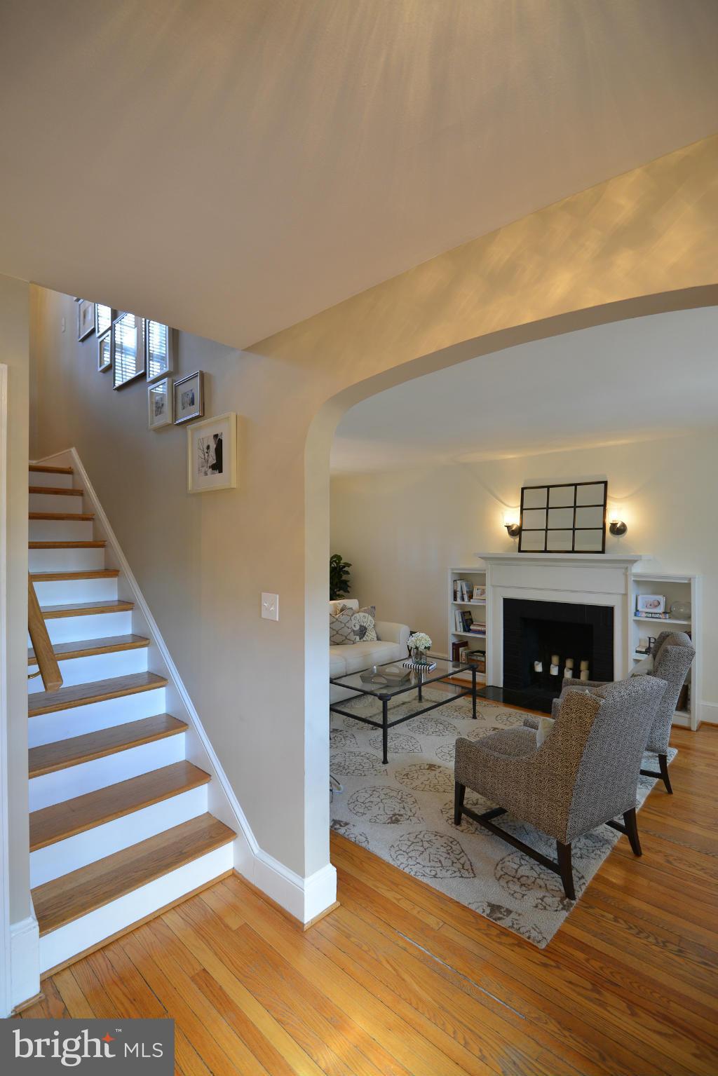 3711 North Pershing Drive Arlington, VA 22203 - Photo 5 of 29 Interior (General)