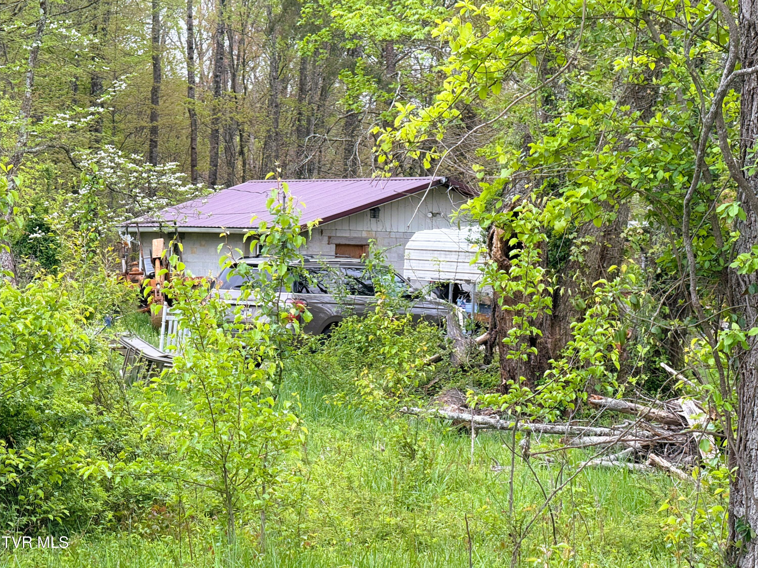116 Tranbarger Road Church Hill, TN 37642 - Photo 28 of 37 116TranbargerRd32
