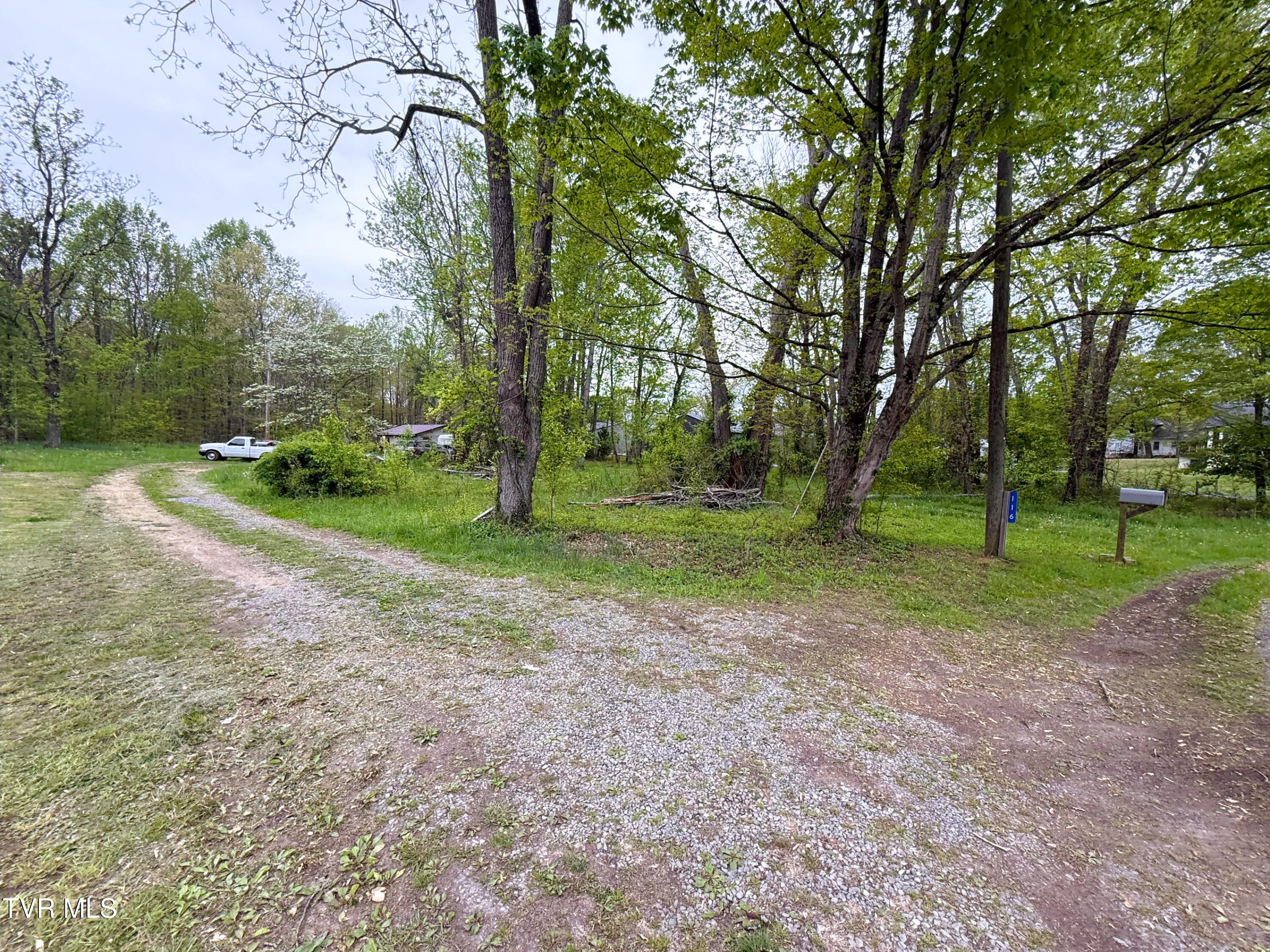 116 Tranbarger Road Church Hill, TN 37642 - Photo 30 of 37 116TranbargerRd33