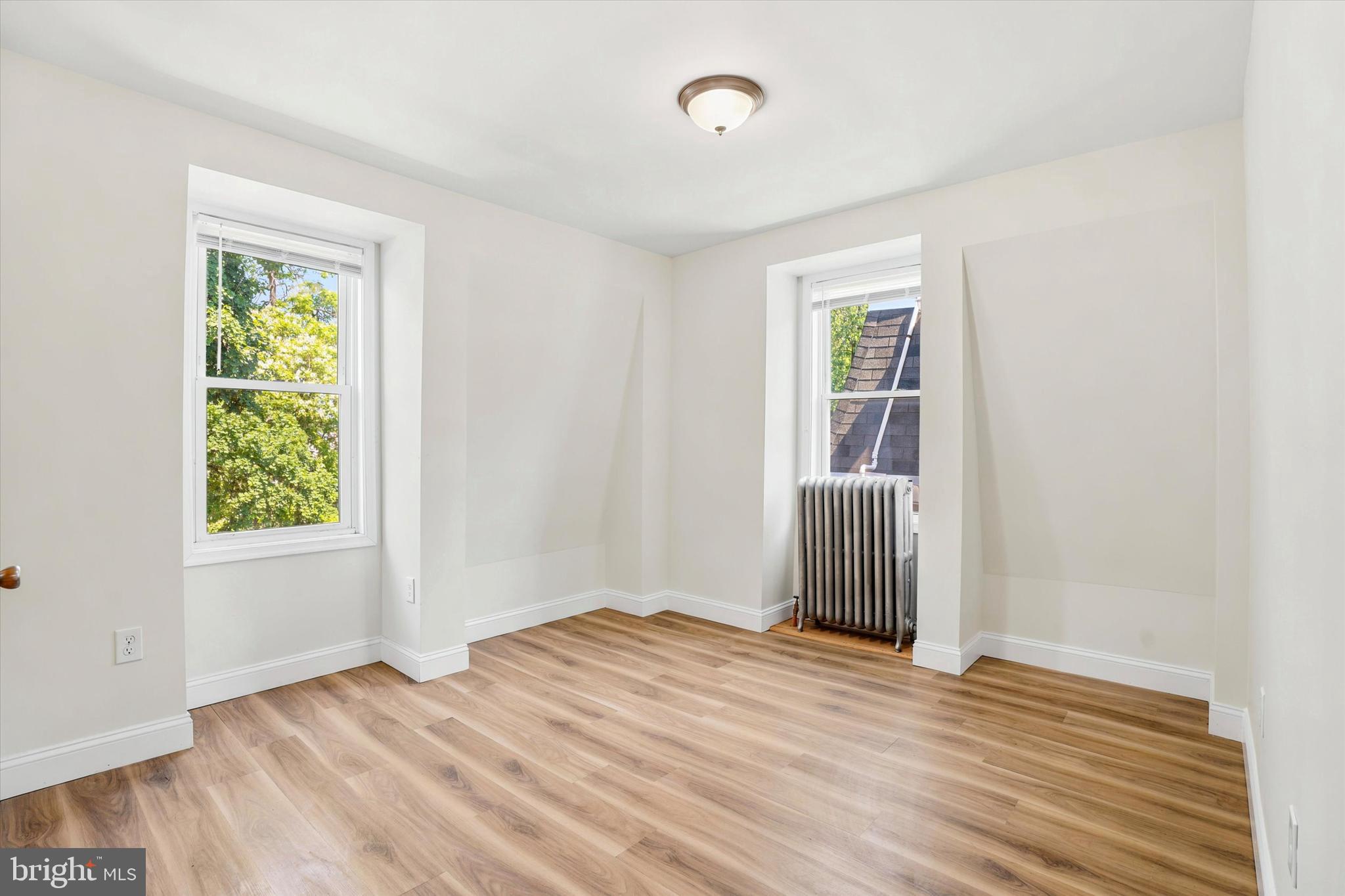 149 West Sharpnack Street Philadelphia, PA 19119 - Photo 16 of 45
