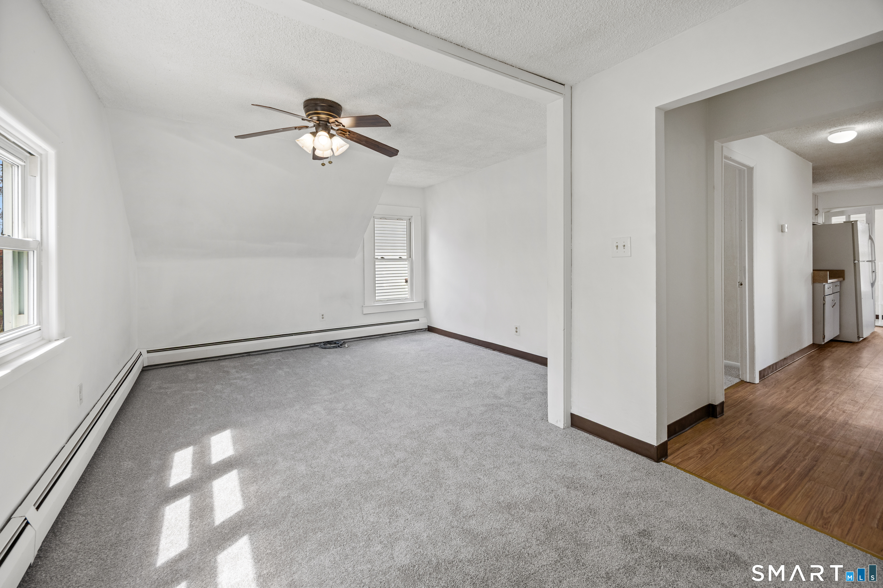 48 Lindsley Street Waterbury, CT 06708 - Photo 22 of 40 2nd Floor